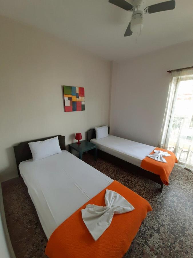 Villa California Paralia Dionysiou Bagian luar foto