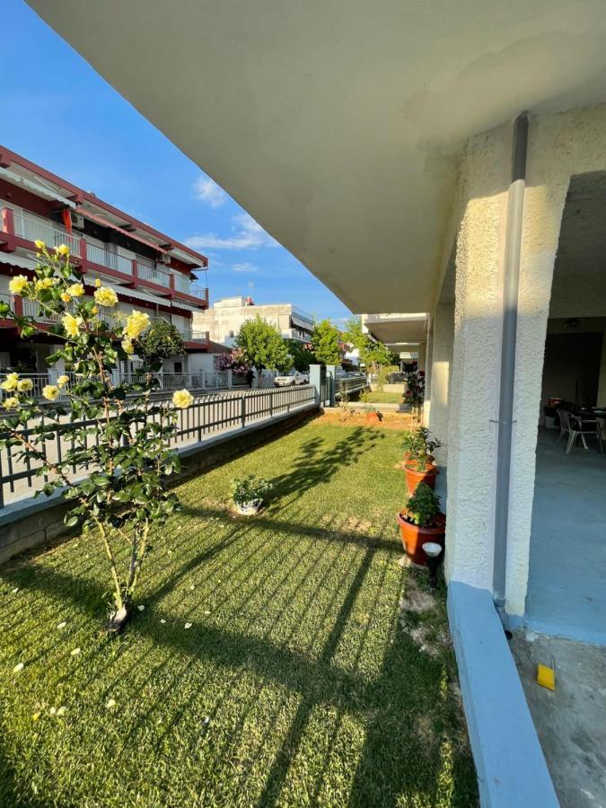 Villa California Paralia Dionysiou Bagian luar foto